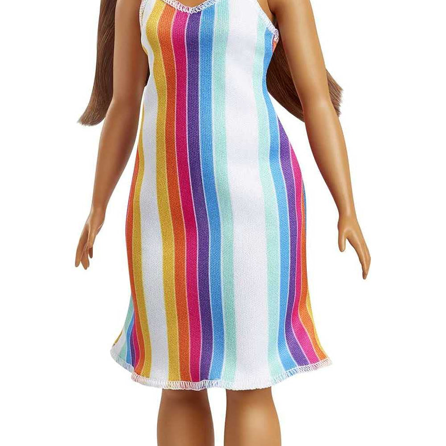 Barbie Loves The Ocean Beach-Themed Doll (11.5-inch Curvy Brunette), Made from Recycled Plastics, Wearing Fashion & Accessories, Gift for 3 to 7 Year Olds