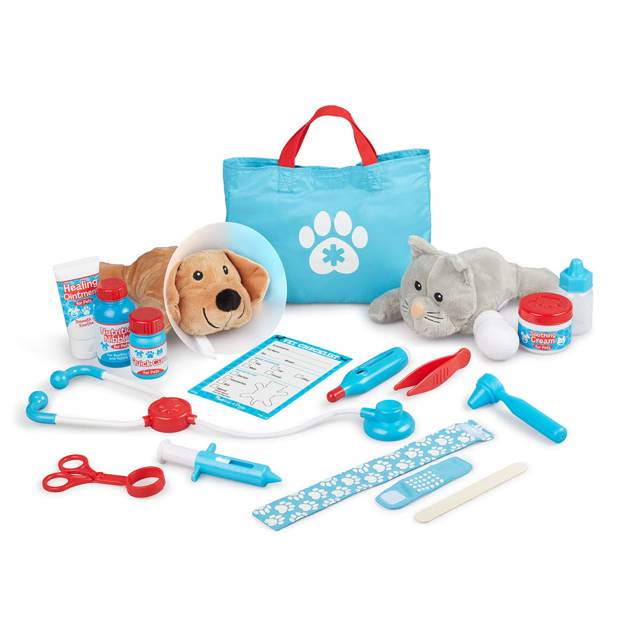 Melissa & Doug Examine and Treat Pet Vet Play Set (24 pcs)