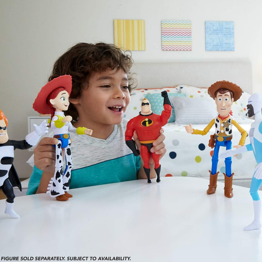 Pixar Interactables Jessie Talking Action Figure, 8.8-in Tall Highly Posable Movie Character Toy, Interacts with Other Figures, Kids Gift Ages 3 Years & Up