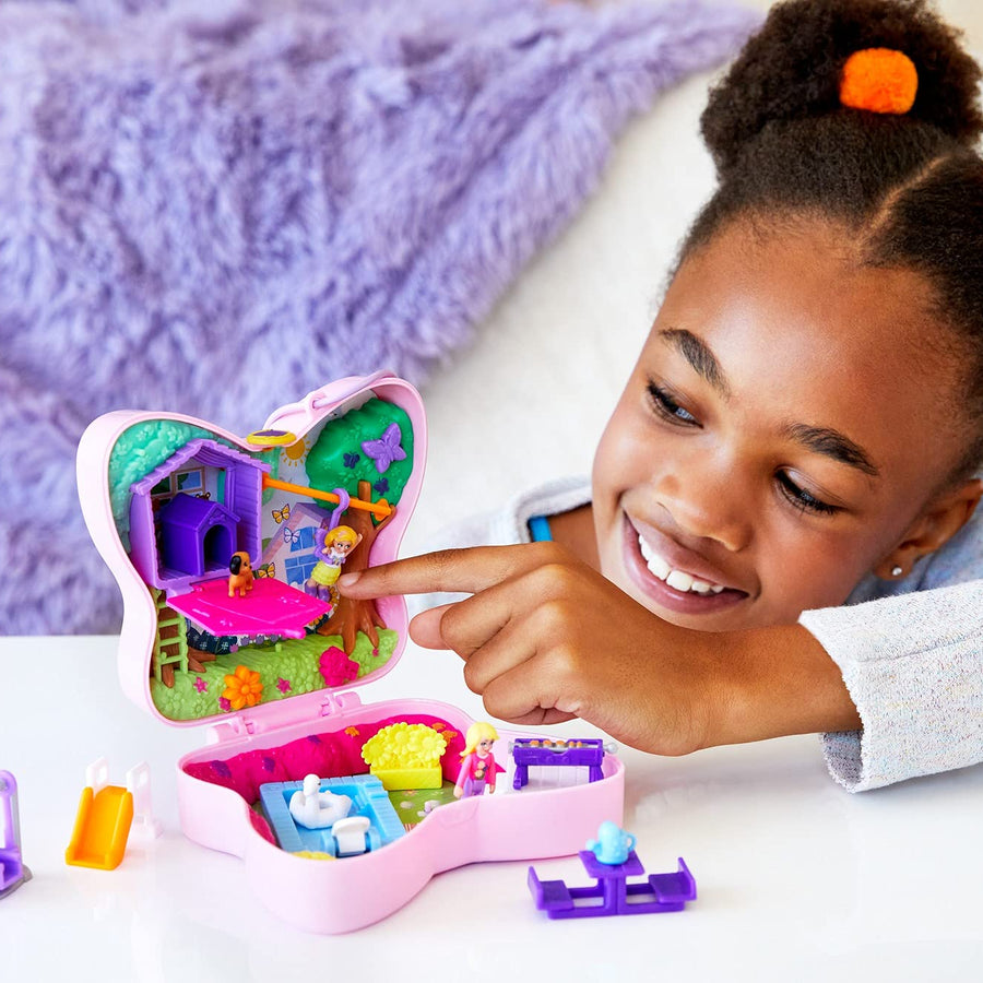 Polly Pocket Backyard Butterfly Compact, Outdoor Theme with Micro Polly Doll, Polly’s Mom Doll 5 Reveals & 13 Accessories, Pop & Swap Feature, Great Gift for Ages 4 Years Old & Up