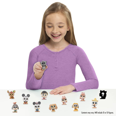 Disney Doorables Treasures from The Vault Collection Peek, Includes 12 Exclusive Mini Figures, Styles May Vary, Amazon Exclusive, by Just Play