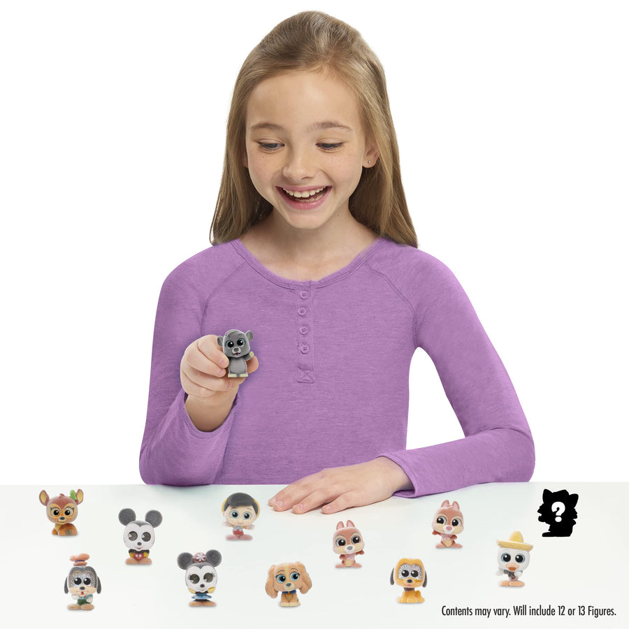 Disney Doorables Treasures from The Vault Collection Peek, Includes 12 Exclusive Mini Figures, Styles May Vary, Amazon Exclusive, by Just Play
