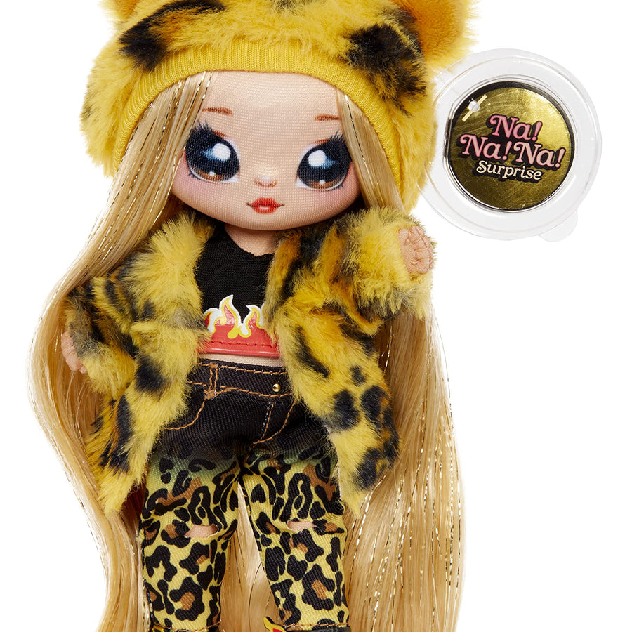 Na! Na! Na! Surprise 3-in-1 Backpack Bedroom Playset Jennel Jaguar Fashion Doll in Exclusive Outfit, Fuzzy Jaguar Bag, Closet with Pillows & Blanket Accessories, Gift for Kids, Ages 5 6 7 8+ Years