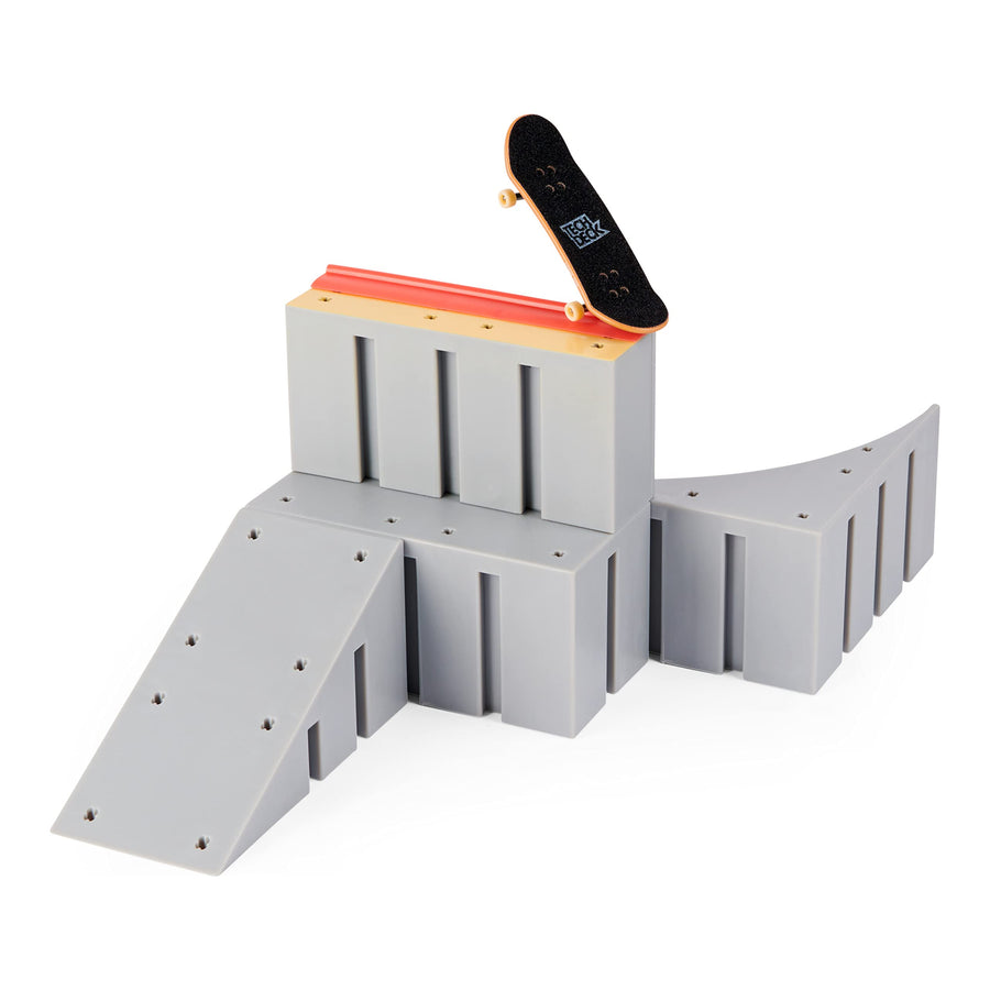 TECH DECK, Bowl Builder X-Connect Park Creator, Customizable and Buildable Ramp Set with Exclusive Fingerboard, Kids Toy for Ages 6 and up