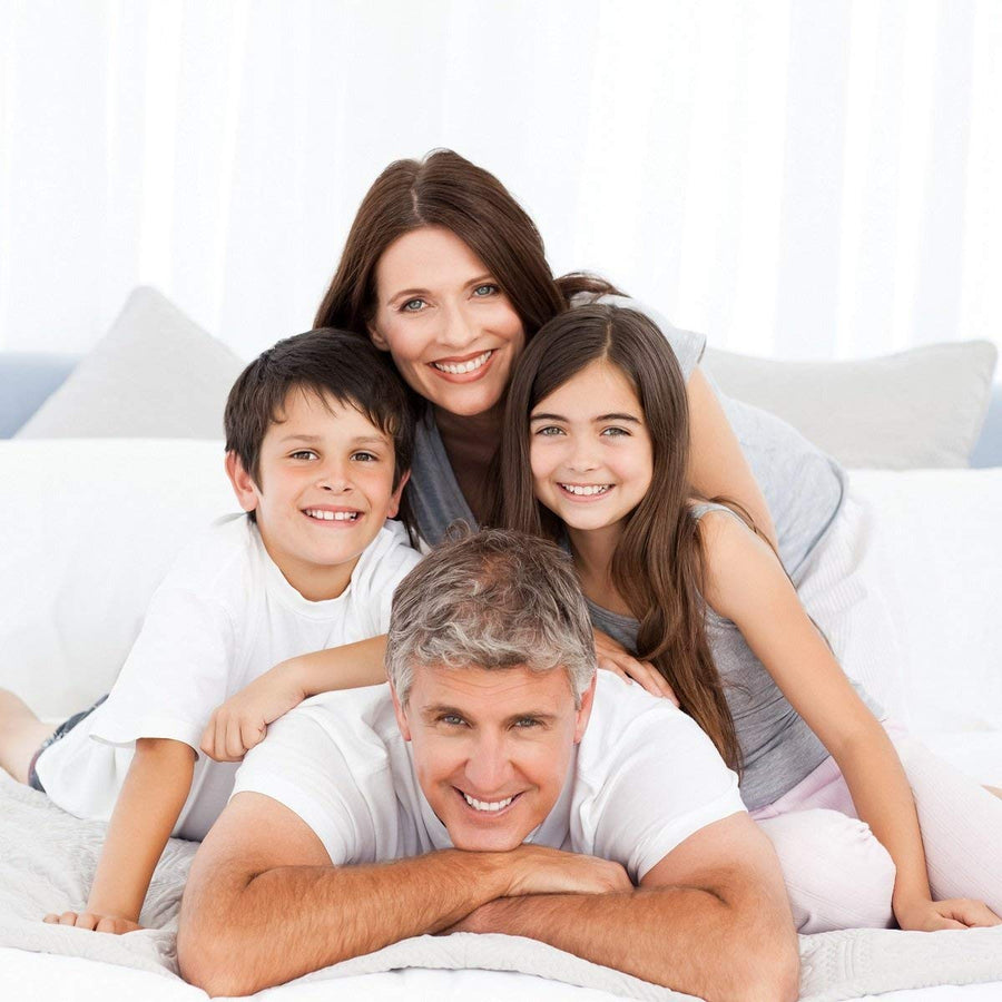 Mellanni Queen Sheet Set - Hotel Luxury 1800 Bedding Sheets & Pillowcases - Extra Soft Cooling Bed Sheets - Deep Pocket up to 16 inch Mattress - Wrinkle, Fade, Stain Resistant - 4 Piece (Queen, White)