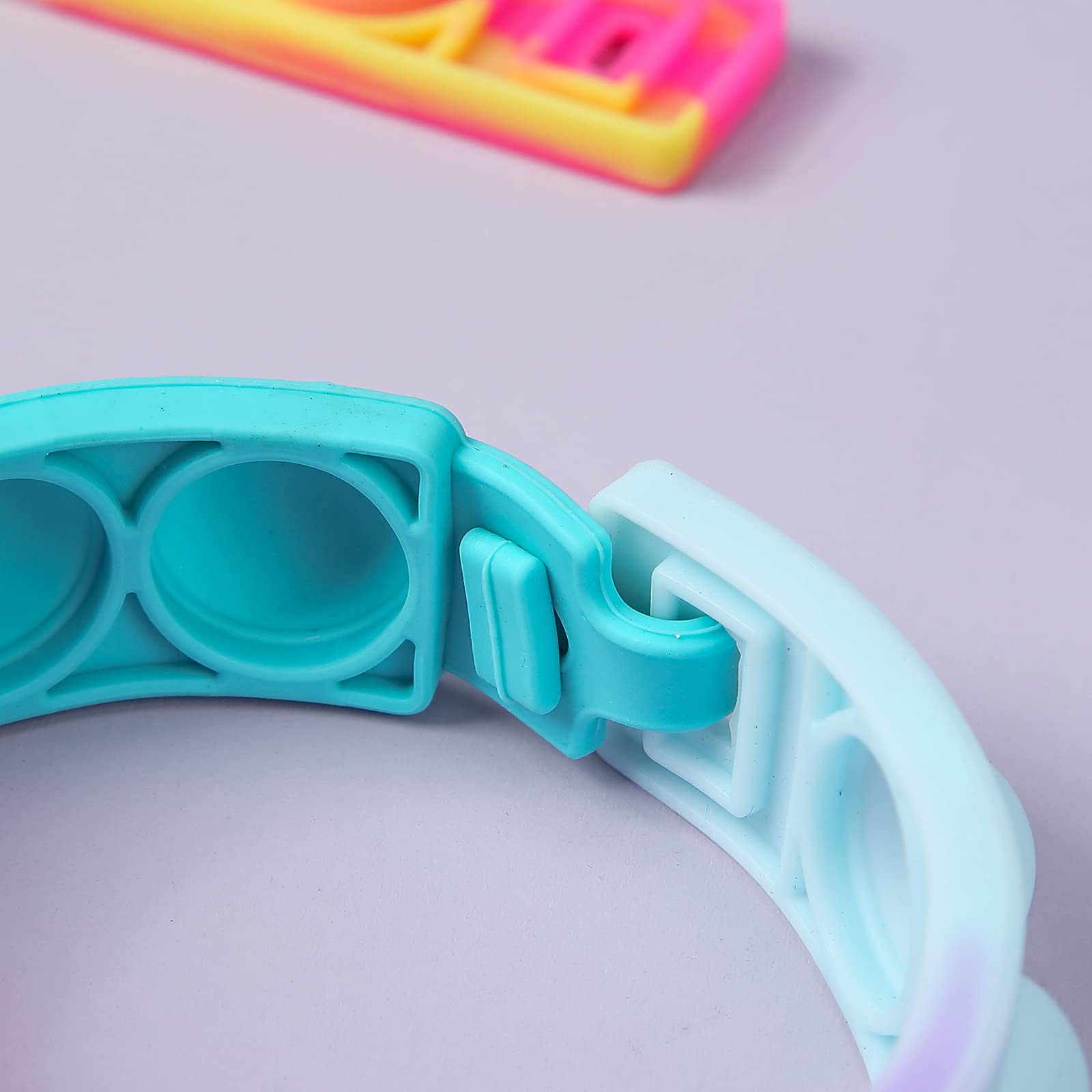 15 Pcs Multiplecolor Wristband Push Pop Bubble Sensory Fidget Silicone Bracelet Toy, Stress Relief Wristband Fidget Toys for Kids and Adults Anxiety Relief ADHD Autism Decompression