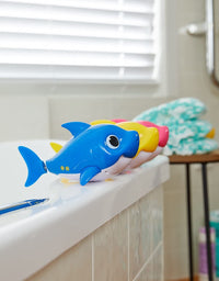 Baby Shark Sing & Swim Bath Toy 3-Pack
