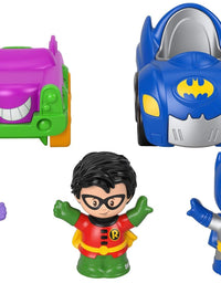 Fisher-Price Little People DC Super Friends Crime Fighting Gift Set, Batman Toy Vehicle and Figure Gift Set for Toddlers and Preschool Kids Ages 1 to 5 Years
