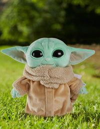 Star Wars The Child Plush Toy, 8-in Small Yoda Baby Figure from The Mandalorian, Collectible Stuffed Character for Movie Fans of All Ages, 3 and Older
