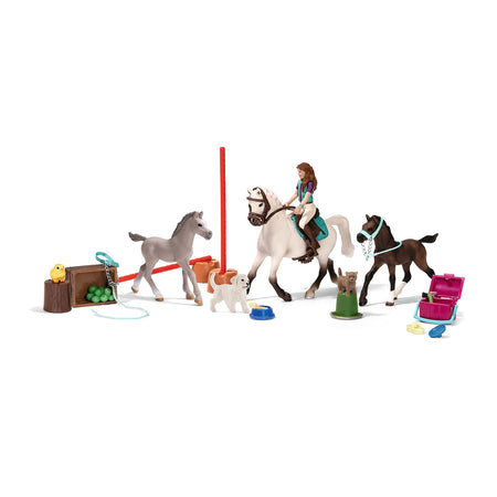 Schleich Horse Club, 24-Piece Playset, Horse Toys for Girls and Boys 5-12 years old, Advent Calendar 2021