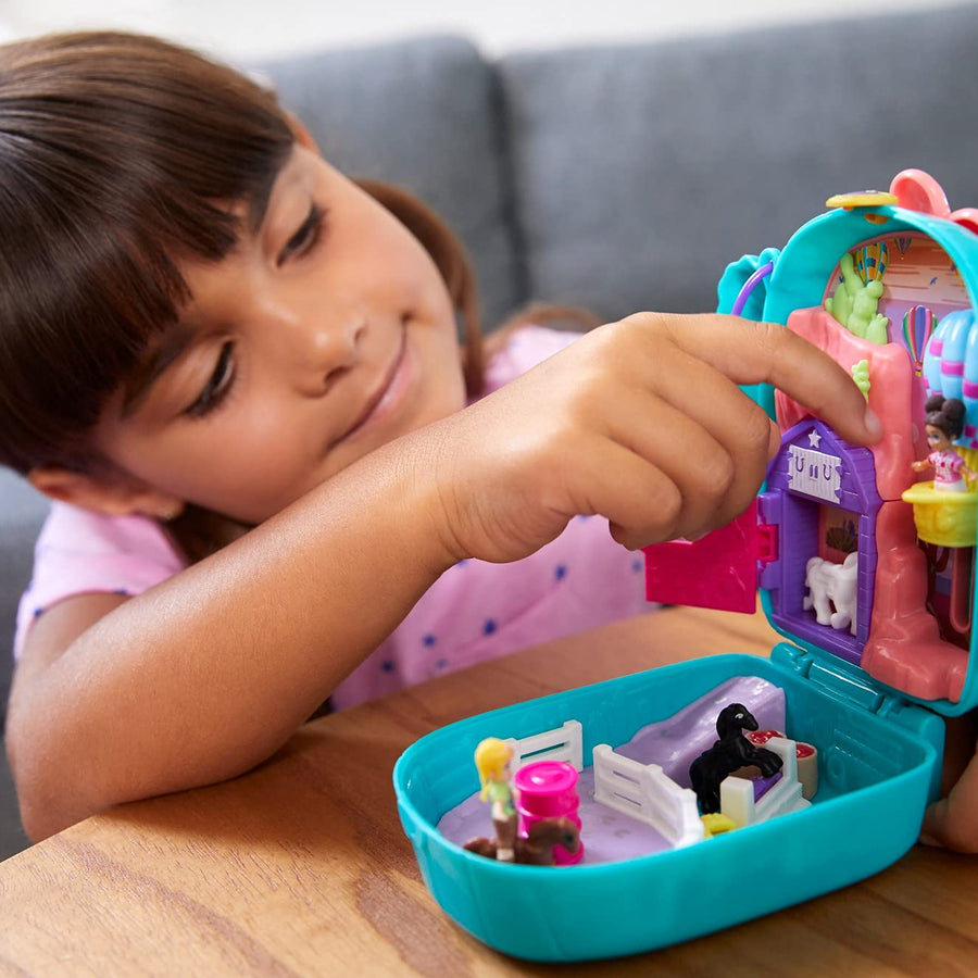 Polly Pocket Pocket World Cactus Cowgirl Ranch Compact with Fun Reveals, Micro Polly and Shani Dolls, 2 Horse Figures and Sticker Sheet for Ages 4 and Up [Amazon Exclusive]