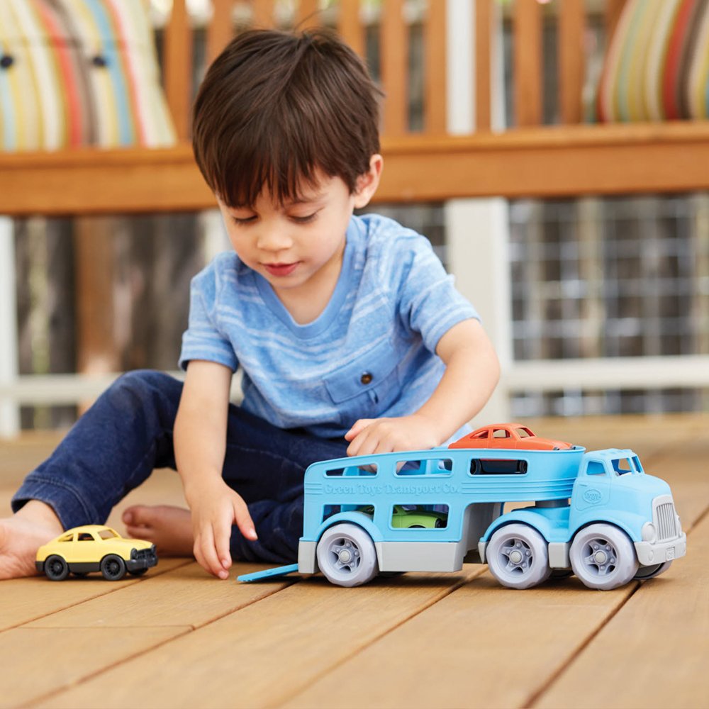 Green Toys Car Carrier, Blue - Pretend Play, Motor Skills, Kids Toy Vehicle. No BPA, phthalates, PVC. Dishwasher Safe, Recycled Plastic, Made in USA.