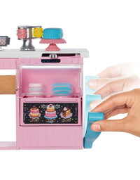 Barbie Cake Decorating Playset with Blonde Doll, Baking Island with Oven, Molding Dough and Toy Icing Pieces for Kids 4 to 7 Years Old [Amazon Exclusive]
