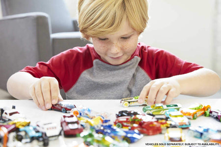 Hot Wheels Muscle Mania 10 Pack Mini Collection, 10 1:64 Scale Muscle Cars Each with Authentic Sculpt, Iconic Casting & Custom Stripe for Collectors & Kids Aged 3 Years Old & Up [Amazon Exclusive]