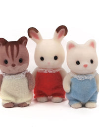 Calico Critters Baby Friends , White
