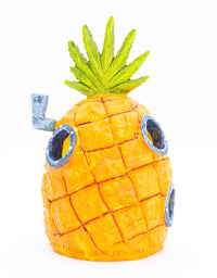 Penn-Plax Officially Licensed Nickelodeon SpongeBob Aquarium Ornament – SpongeBob’s Pineapple House - Perfect for Fish to Swim In and Around - Full Color 6" Decoration
