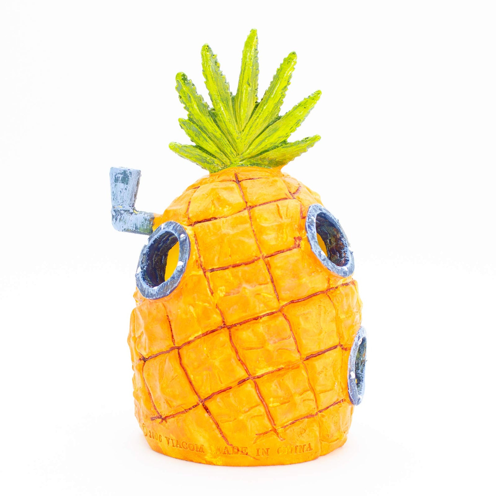 Penn-Plax Officially Licensed Nickelodeon SpongeBob Aquarium Ornament – SpongeBob’s Pineapple House - Perfect for Fish to Swim In and Around - Full Color 6" Decoration