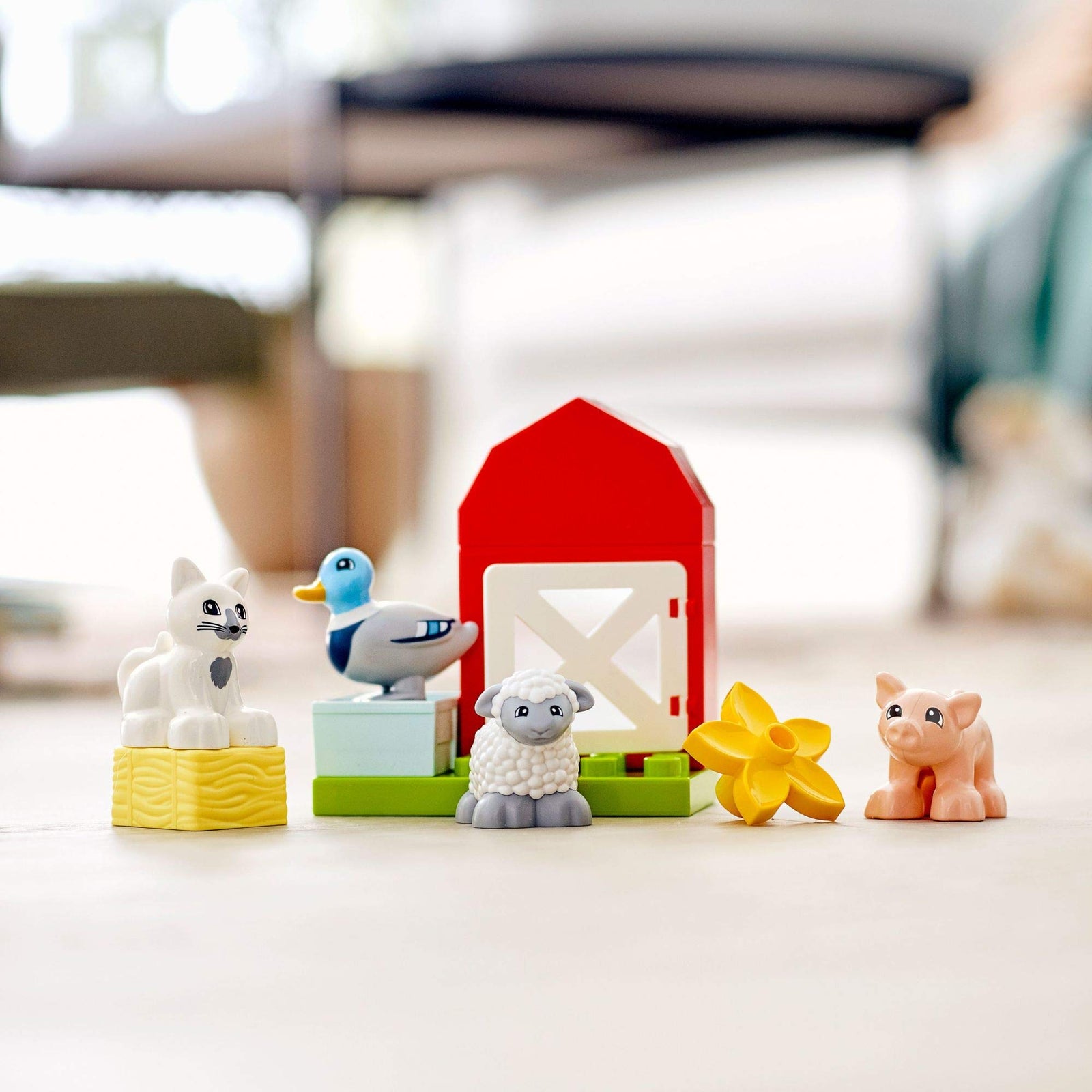LEGO DUPLO Town Farm Animal Care 10949 Imaginative Build-and-Play Toy for Toddlers; Buildable Farm Playset with 4 Animal Figures – a Duck Toy, Cat Figure, Pig Toy and Sheep Toy, New 2021 (11 Pieces)