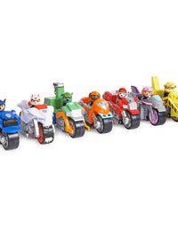 Paw Patrol, Moto Pups Wildcat’s Deluxe Pull Back Motorcycle Vehicle with Wheelie Feature and Toy Figure
