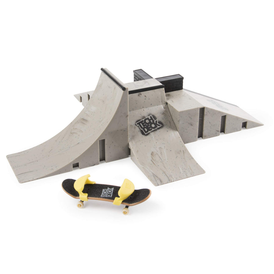 Tech Deck - Starter Kit - Ramp Set with Exclusive Board and Trainer Clips