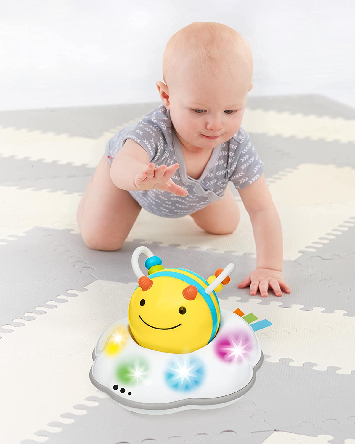 Skip Hop Developmental Learning Crawl Toy, Explore & More 3-Stage Follow-Me, Bee