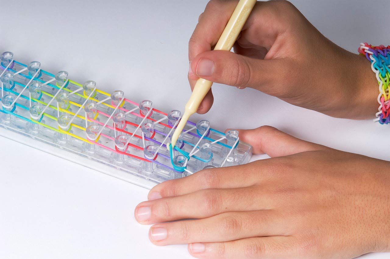 Wonder Loom: the Ultimate Loom for Making Rubber Band Bracelets