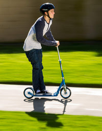 Razor A5 Lux Kick Scooter - Large 8" Wheels, Foldable, Adjustable Handlebars, Lightweight, for Riders up to 220 lbs
