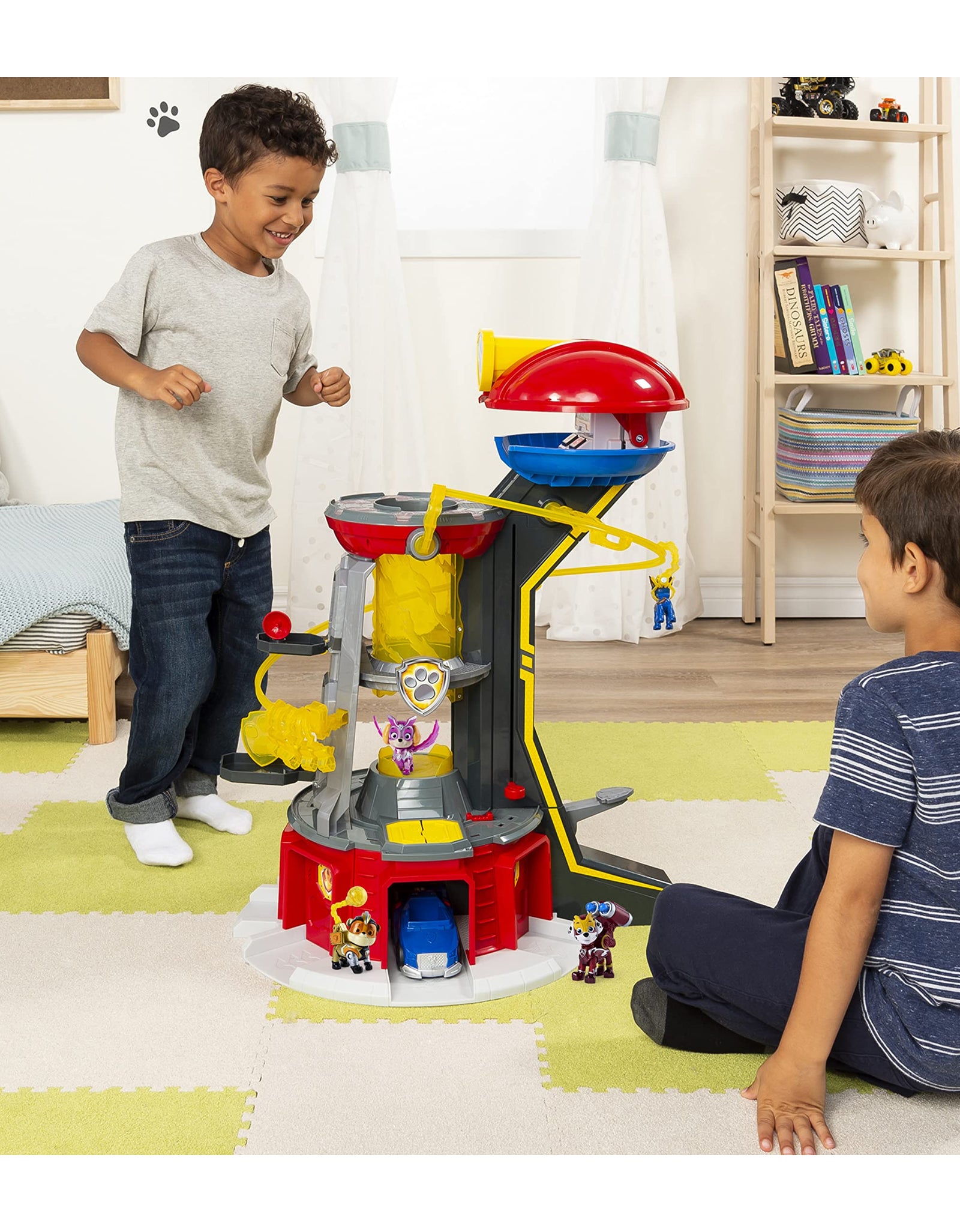 Paw Patrol, Mighty Lookout Tower with 4 Exclusive Bonus Action Figures, Toy Car, Lights and Sounds (Amazon Exclusive), Kids Toys for Ages 3 and up