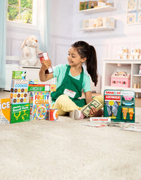 Melissa & Doug Fresh Mart Grocery Store Play Food and Role Play Companion Set (84 pcs)
