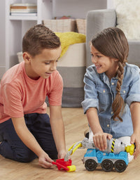 Play-Doh Wheels Cement Truck Toy for Kids Ages 3 & Up with Non-Toxic Cement-Colored Buildin' Compound Plus 3 Colors
