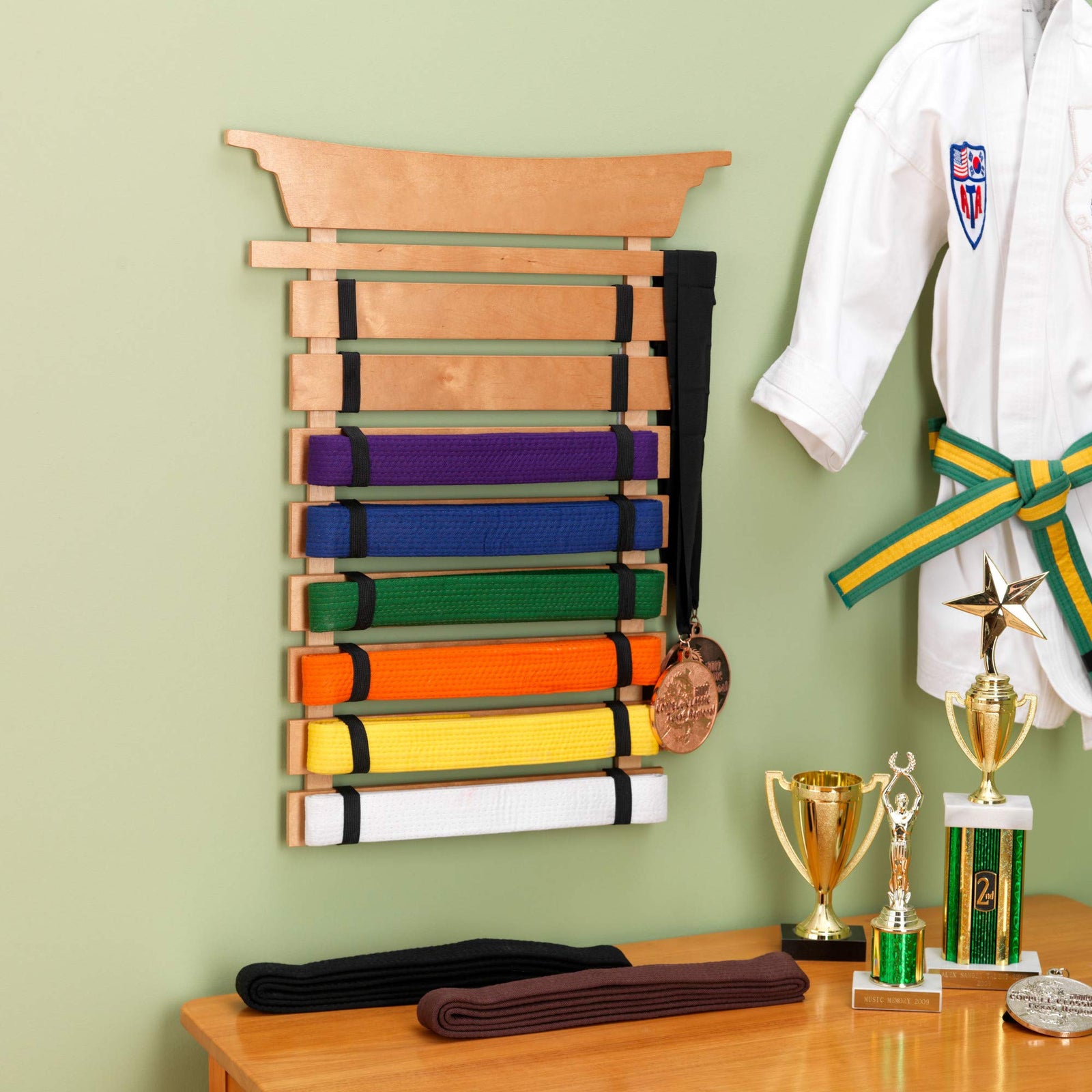 KidKraft Martial Arts Wooden Belt Holder Hanging Display for 8 Belts (Unpersonalized) 24.5 Inch