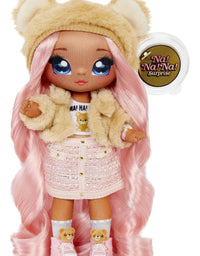 Na Na Na Surprise 3-in-1 Backpack Bedroom Playset Sarah Snuggles Fashion Doll in Exclusive Outfit, Fuzzy Teddy Bear Bag, Closet with Pillows & Blanket Accessories, Gift for Kids, Ages 5 6 7 8+ Years

