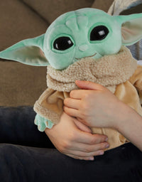 Star Wars The Child Plush Toy, 8-in Small Yoda Baby Figure from The Mandalorian, Collectible Stuffed Character for Movie Fans of All Ages, 3 and Older
