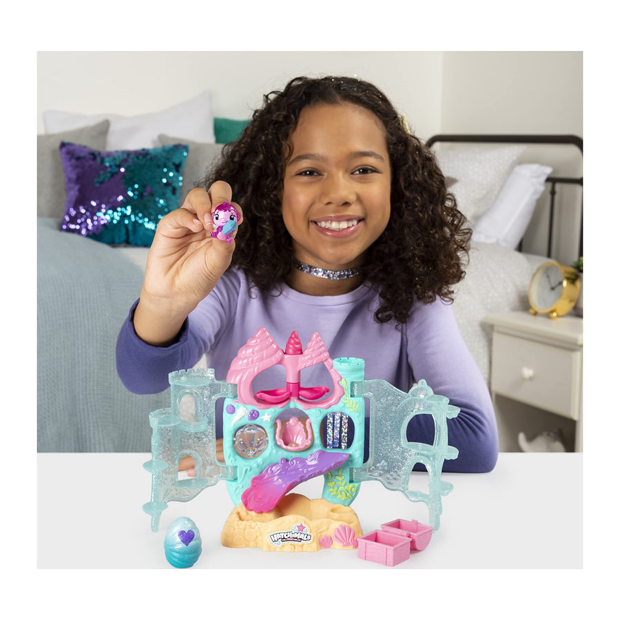 Hatchimals CollEGGtibles, Coral Castle Fold Open Playset with Exclusive Mermal Character (Amazon Exclusive Set), Girl Toys, Girls Gifts for Ages 5 and up