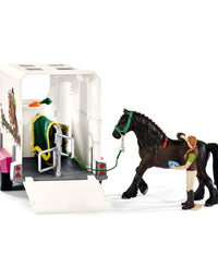 Schleich Horse Club, 15-Piece Playset, Horse Toys for Girls and Boys 5-12 years old Pick Up with Horse Box
