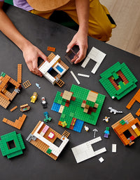 LEGO Minecraft The Modern Treehouse 21174 Giant Treehouse Building Kit Playset; Fun Toy for Minecraft-Gaming Kids; New 2021 (909 Pieces)
