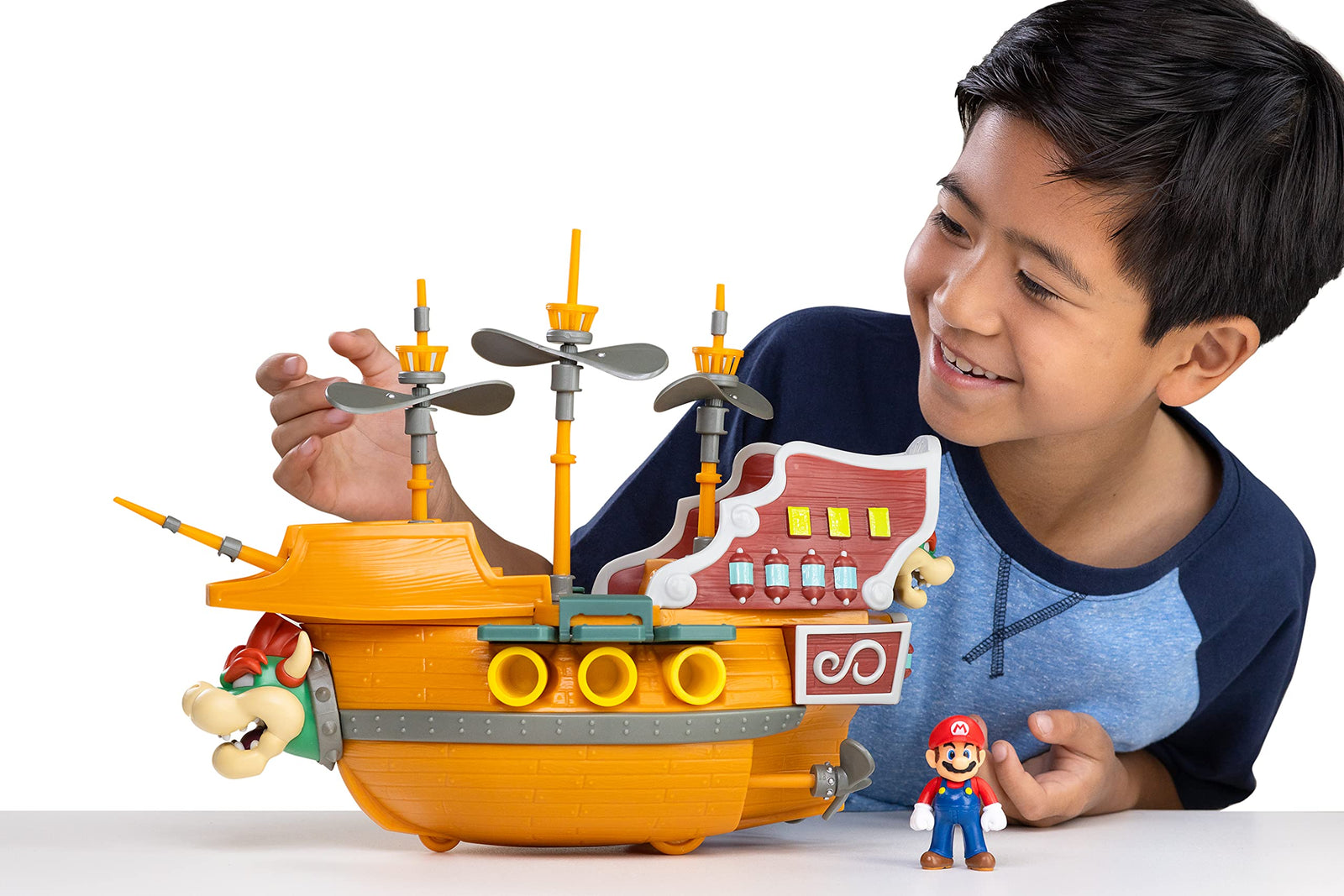 Super Mario Deluxe Bowser's Air Ship Playset with Mario Action Figure – Authentic In-Game Sounds & Spinning Propellers