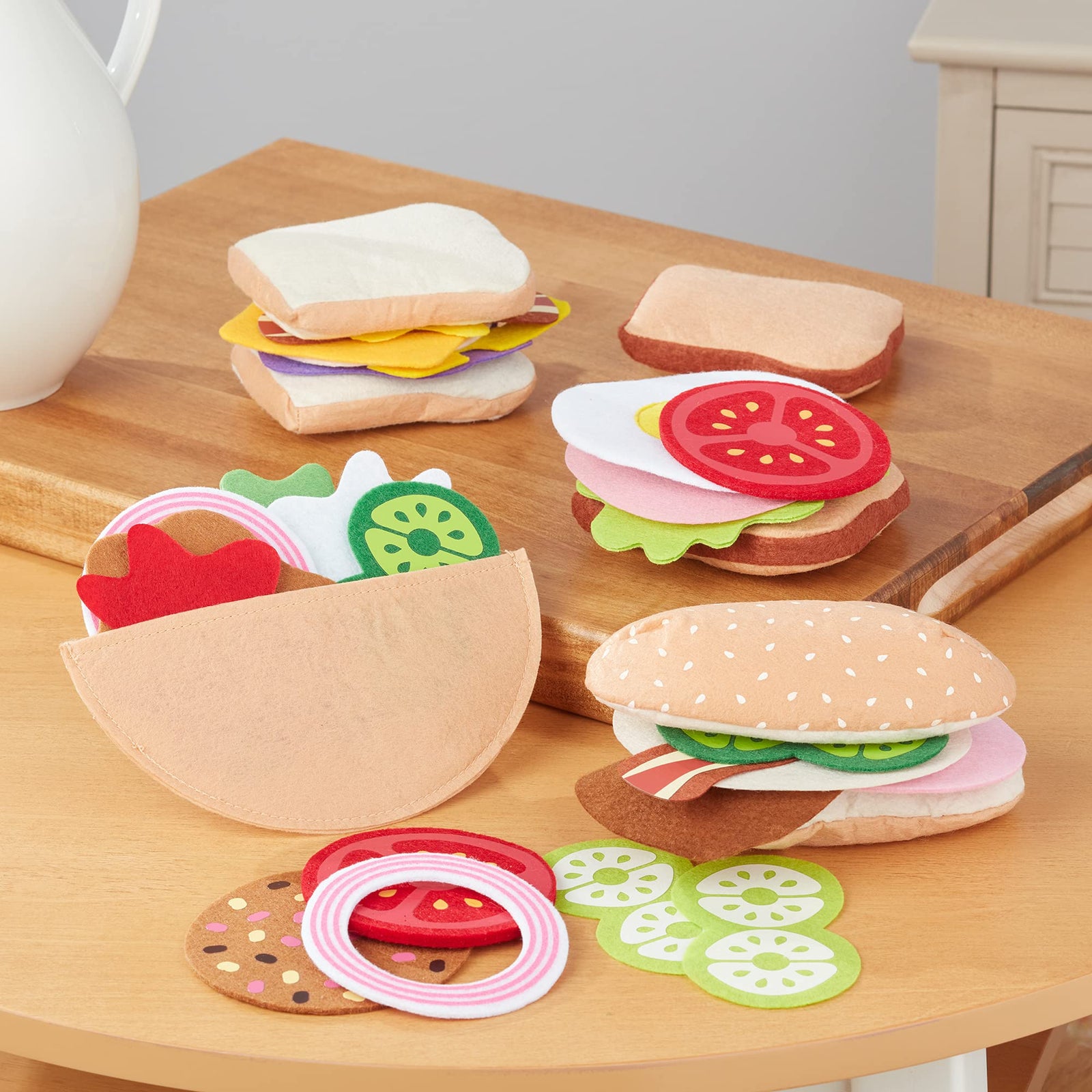 Melissa & Doug Felt Food Sandwich Play Food Set (33 pcs)