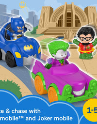 Fisher-Price Little People DC Super Friends Crime Fighting Gift Set, Batman Toy Vehicle and Figure Gift Set for Toddlers and Preschool Kids Ages 1 to 5 Years
