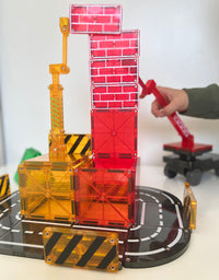 Magna-Tiles Builder Set, The Original Magnetic Building Tiles for Creative Open-Ended Play, Educational Toys for Children Ages 3 Years + (32 Pieces)
