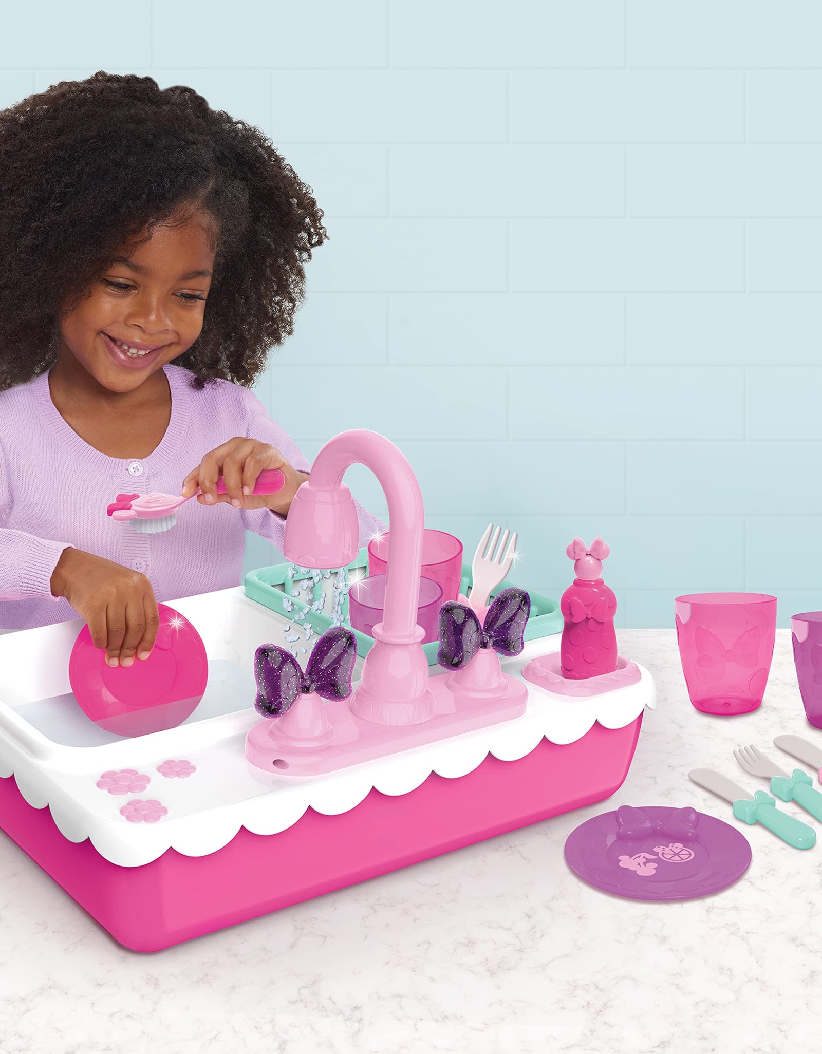 Minnie's Happy Helpers Magic Sink Set, Pretend Play Working Sink, Kids Kitchen Set Toys, by Just Play