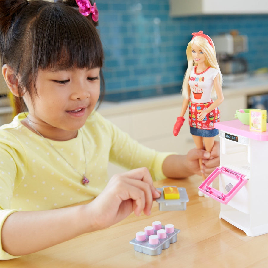 Barbie Bakery Chef Doll and Playset [Amazon Exclusive]