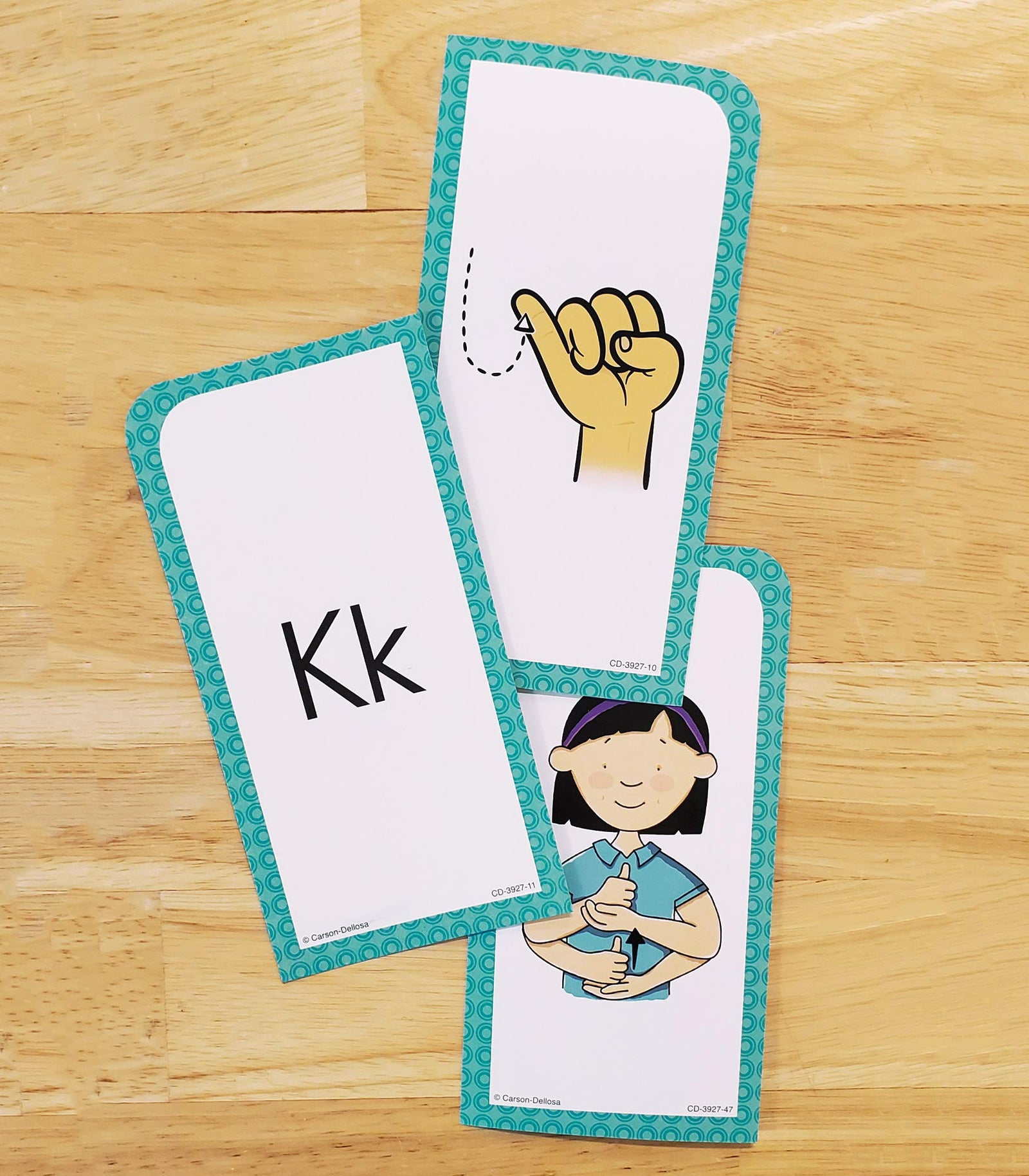 Carson Dellosa American Sign Language Flash Cards—Double-Sided, 122 ASL Signs With Illustrations and Word Associations, Alphabet, Numbers, Feelings, Animals, Food, Practice Set (105 pc)