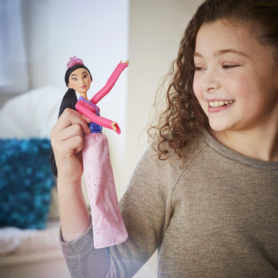 Disney Princess Royal Shimmer Mulan Doll, Fashion Doll with Skirt and Accessories, Toy for Kids Ages 3 and Up