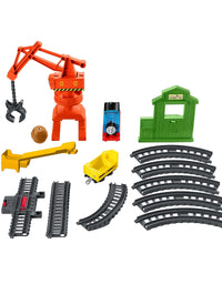 Thomas & Friends Cassia Crane & Cargo Set, motorized train and track set for preschoolers ages 3 years & older
