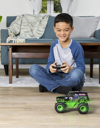 Monster Jam , Official Grave Digger Remote Control Monster Truck Toy, 1:24 Scale, 2.4 GHz, for Ages 4 and Up
