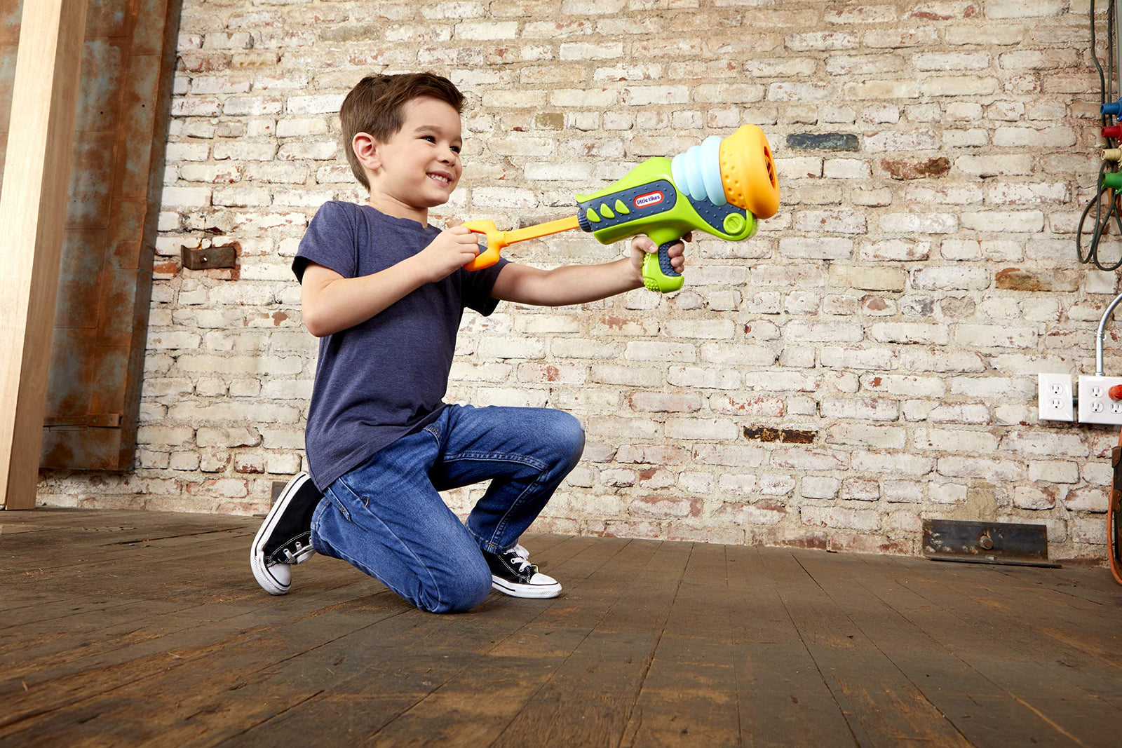 Little Tikes Mighty Blasters - Boom Blaster Toy Blaster with 3 Soft Power Pods for Boys and Kids