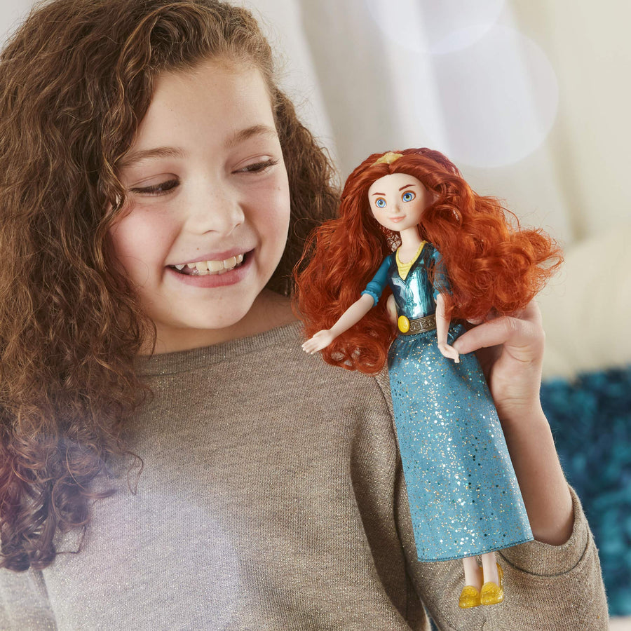 Disney Princess Royal Shimmer Merida Doll, Fashion Doll with Skirt and Accessories, Toy for Kids Ages 3 and Up