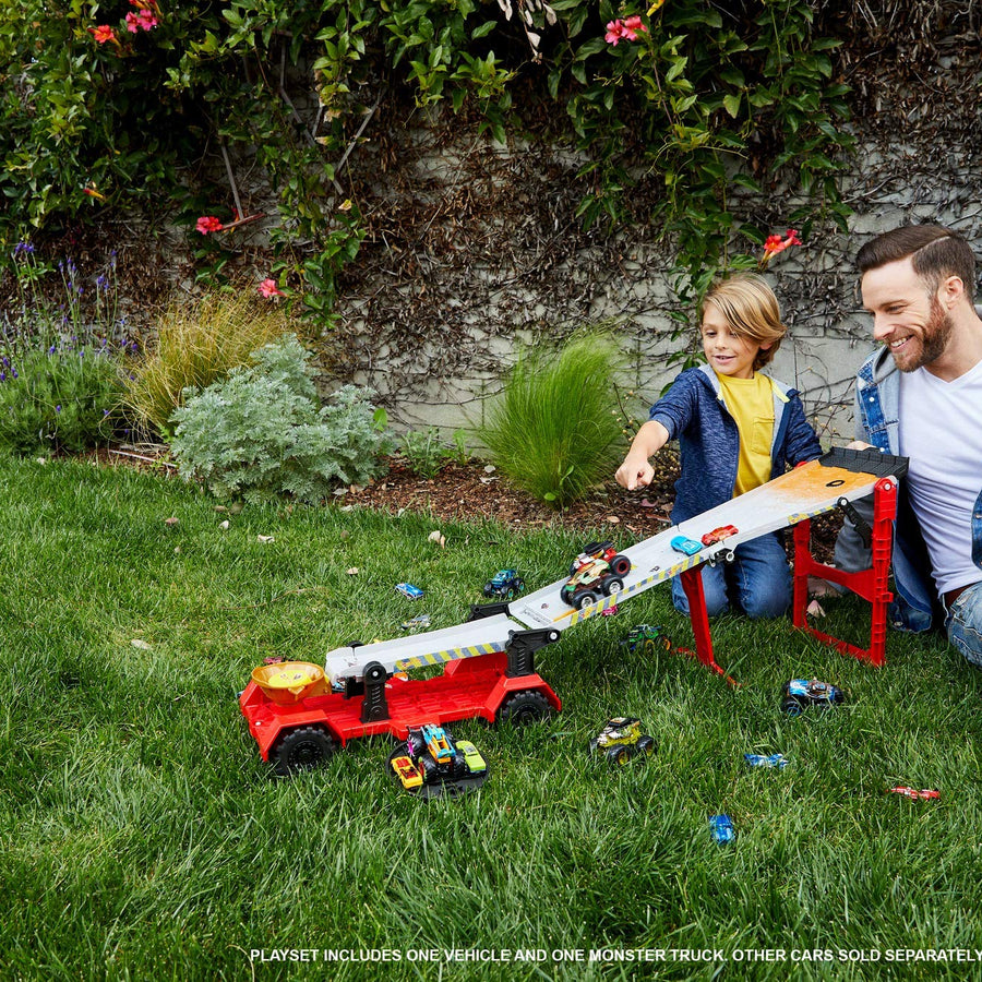 Hot Wheels Monster Trucks Downhill Race & Go Playset